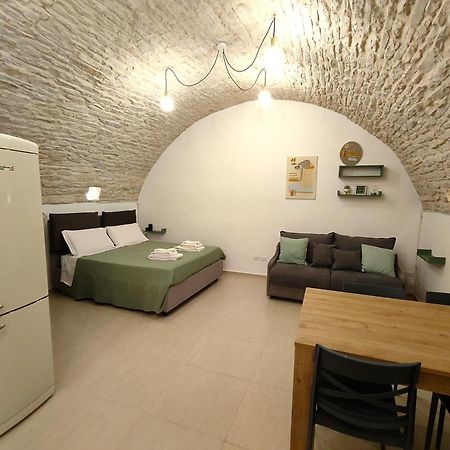 Corte Pietrantica - Charming Rooms & Suites โจวีนัซโซ ภายนอก รูปภาพ