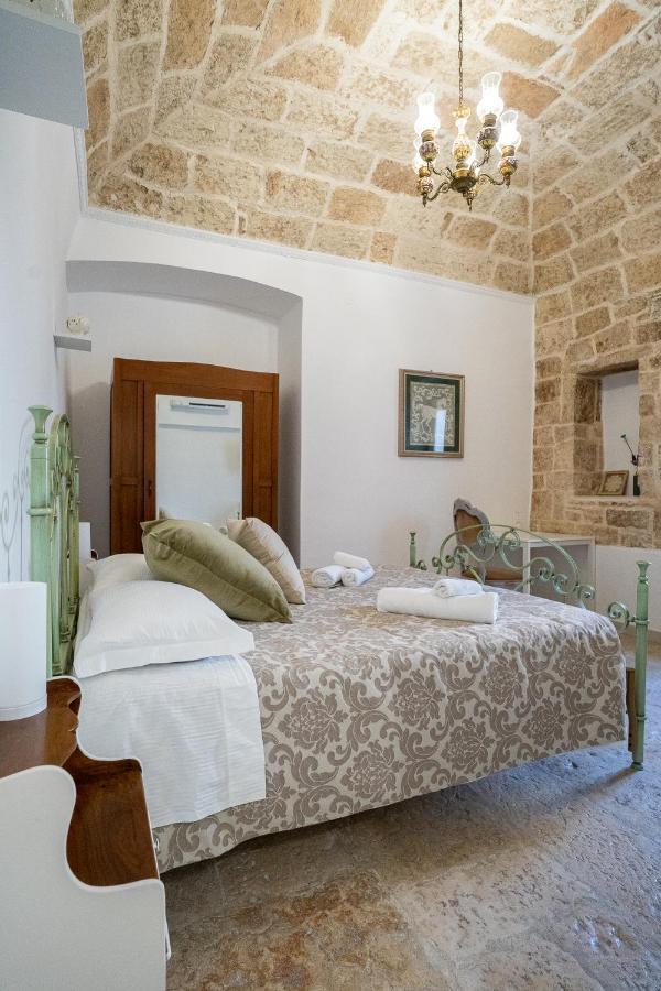 Corte Pietrantica - Charming Rooms & Suites โจวีนัซโซ ภายนอก รูปภาพ