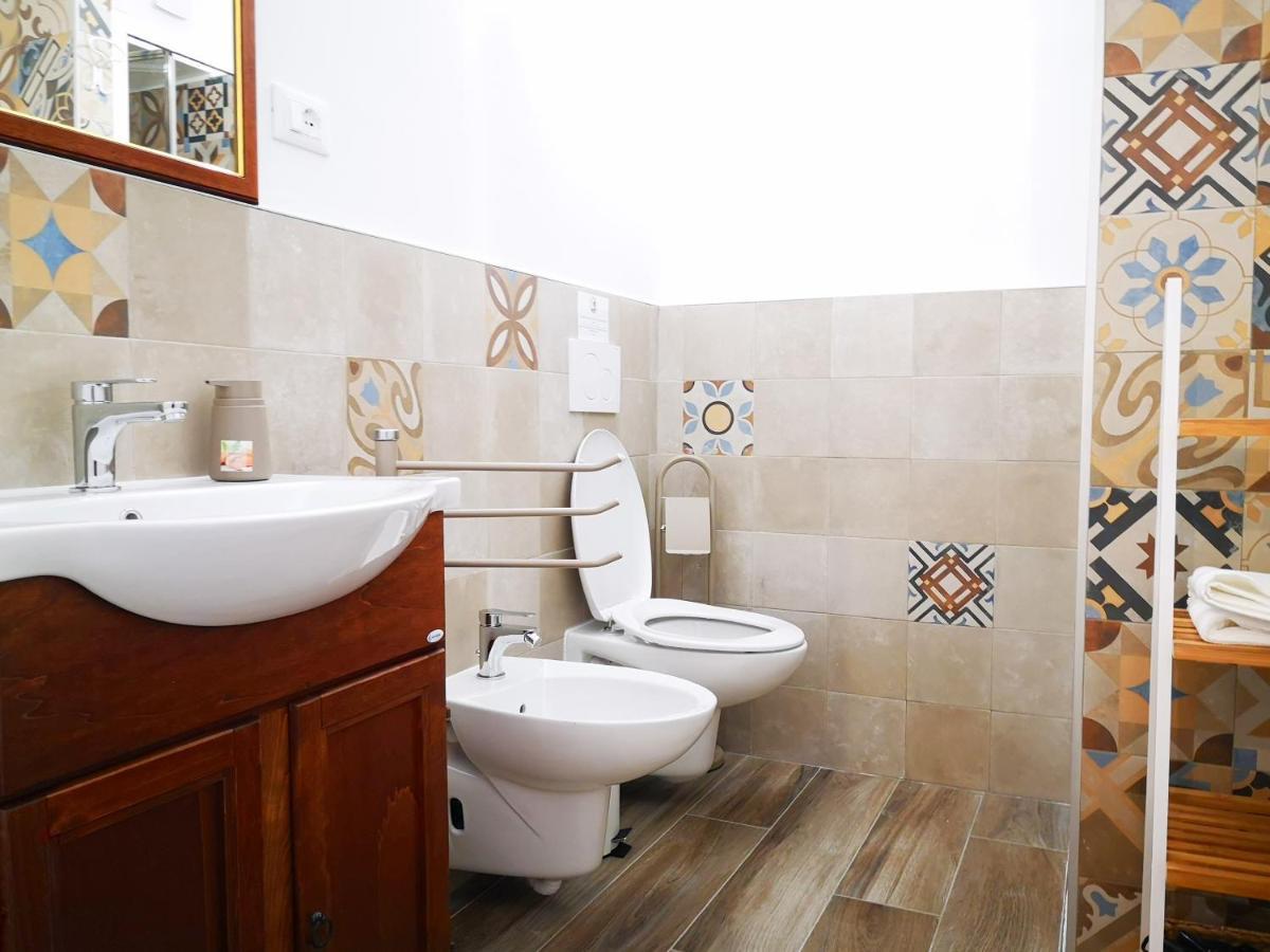 Corte Pietrantica - Charming Rooms & Suites โจวีนัซโซ ภายนอก รูปภาพ