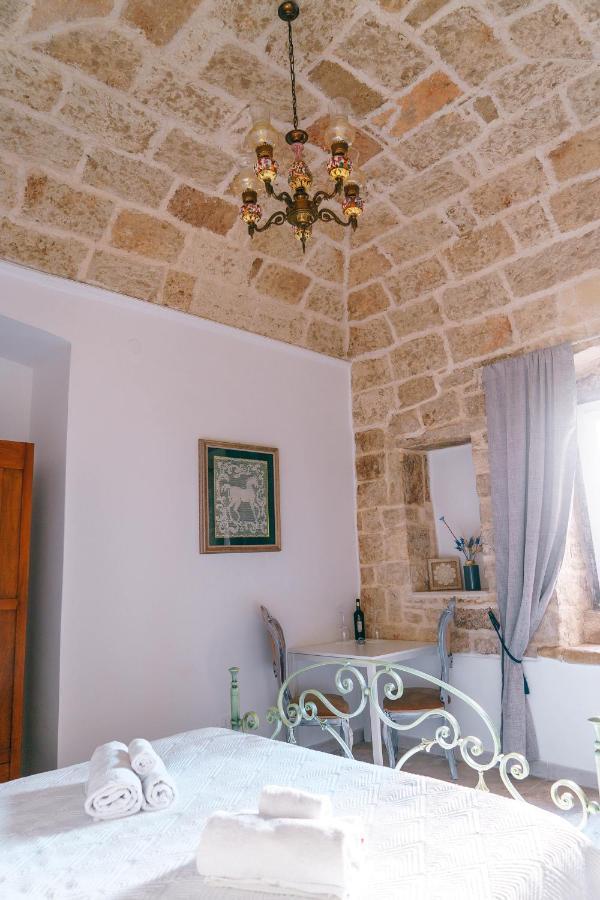 Corte Pietrantica - Charming Rooms & Suites โจวีนัซโซ ภายนอก รูปภาพ