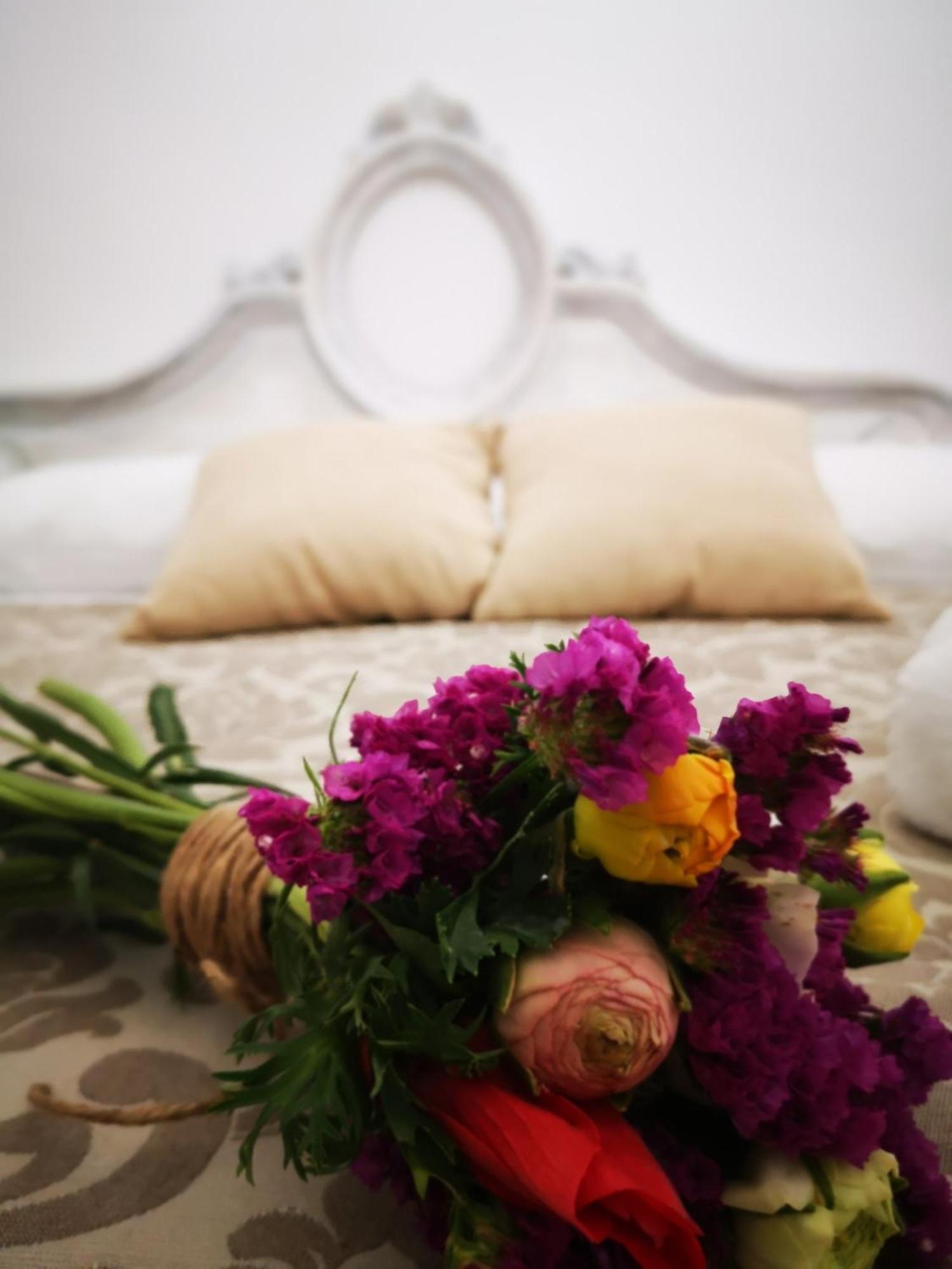 Corte Pietrantica - Charming Rooms & Suites โจวีนัซโซ ห้อง รูปภาพ