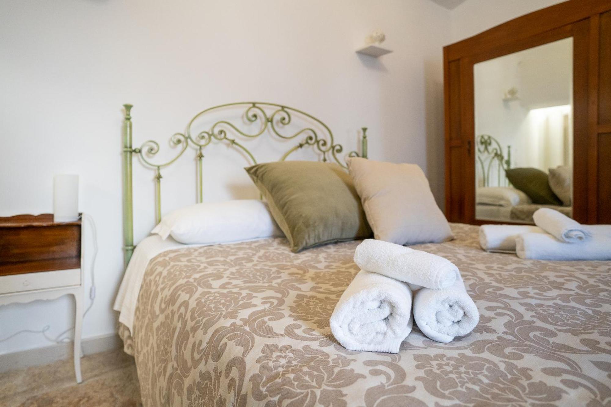 Corte Pietrantica - Charming Rooms & Suites โจวีนัซโซ ห้อง รูปภาพ